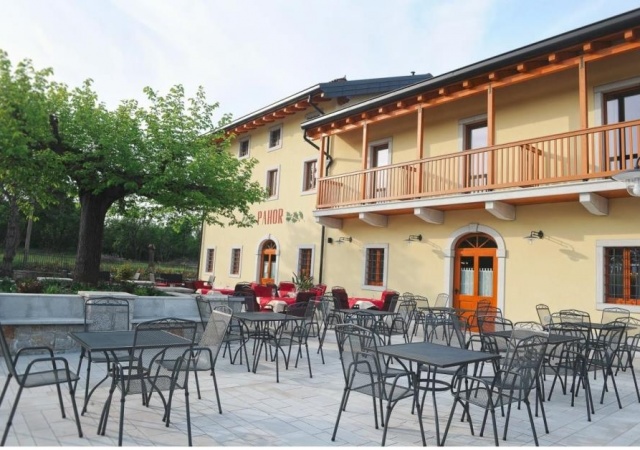 Metalne stolice Ilirija - Gorica, Italija